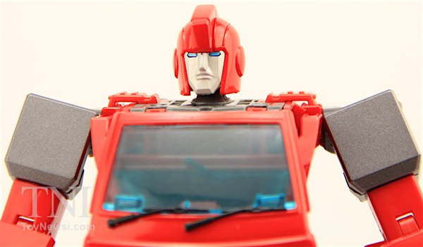Transformers Masterpiece MP 27 Ironhide Video Review Images  (24 of 48)